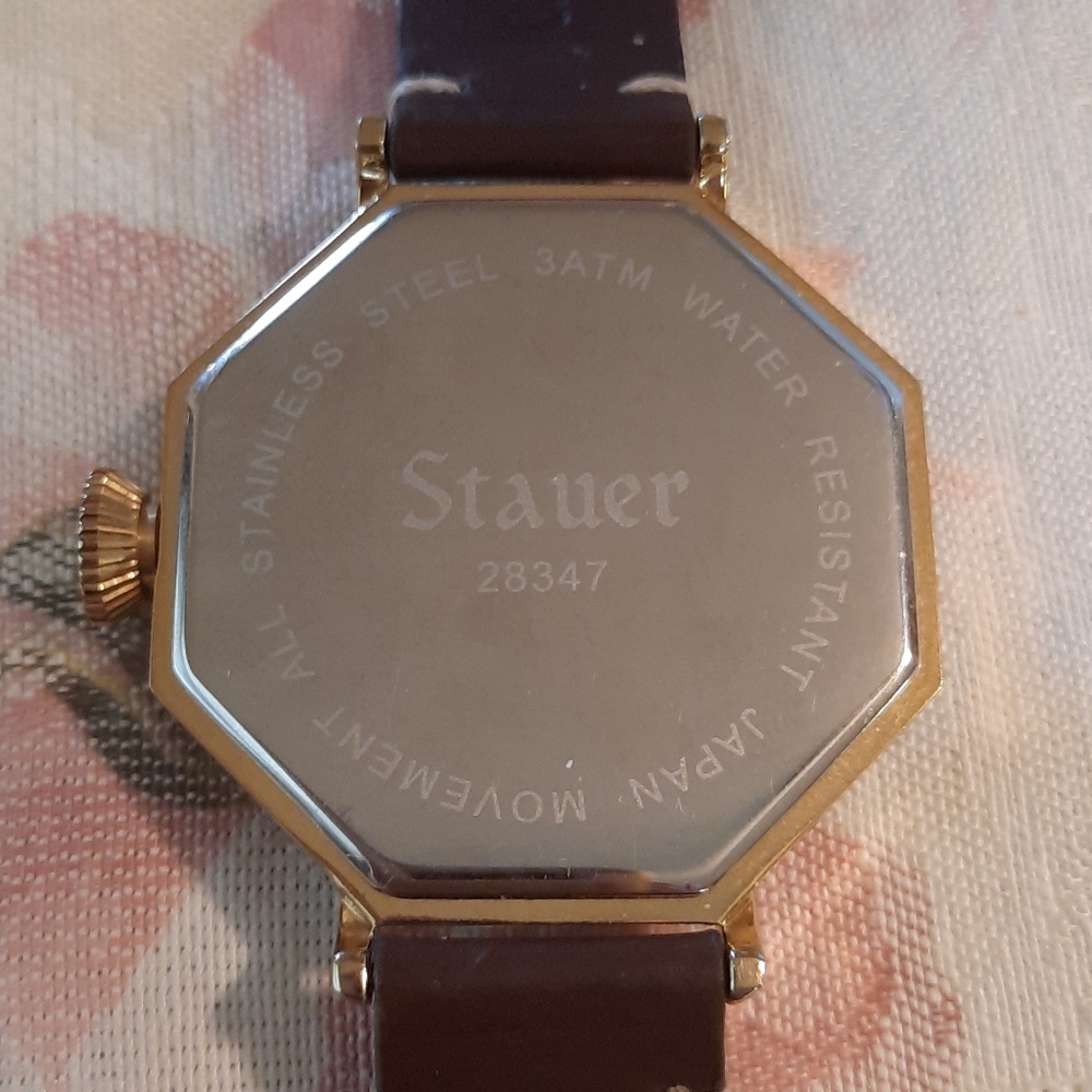 Men Watch - Picture 2 of 2